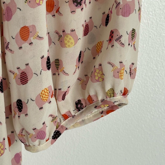 Elephant Novelty Print Blouse Medium Sheer 3/4 Sleeve Under Skies Button Down - Picture 4 of 8